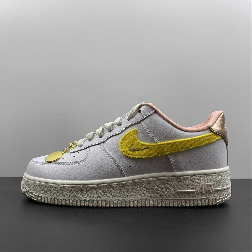 Air Force 1 Low Mama White Yellow Strike Phantom Pearl DV2183-100