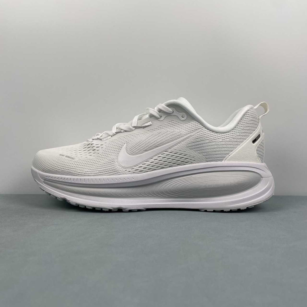 Nike Zoom Vomero 18 White White Photon Dust HM6803-106