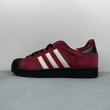 Cargar imagen en el visor de la galería, Adidas Superstar 2 Noble Maroon Cream White Core Black JQ3220
