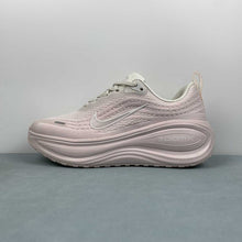 Cargar imagen en el visor de la galería, Nike Zoom Vomero PLUS Gilt Red Phamton-Light Bohe HV8154-603
