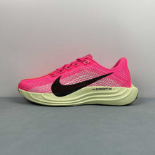 Cargar imagen en el visor de la galería, Nike ZoomX Pegasus PLUS Hyper Pink Sequoia HV3022-600

