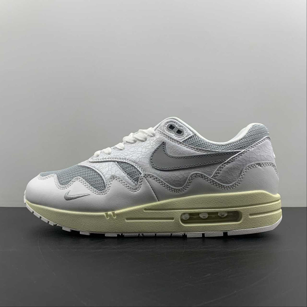 Patta x Air Max 1 Waves Metallic Silver Black DQ0299-100