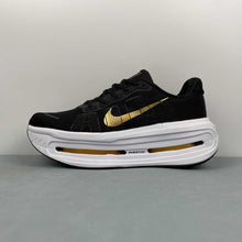 Cargar imagen en el visor de la galería, Nike Vomero Premium White Gold HQ2050-683
