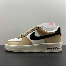 Cargar imagen en el visor de la galería, Air Force 1 07 Low Ale Brown Sanddrift DO6682-200
