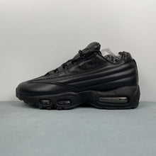 Cargar imagen en el visor de la galería, Supreme x Air Max 95 Lux Black CI0999-001
