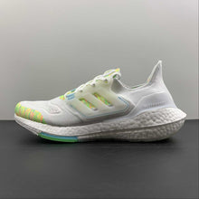 Cargar imagen en el visor de la galería, Adidas UltraBoost 22 White Green
