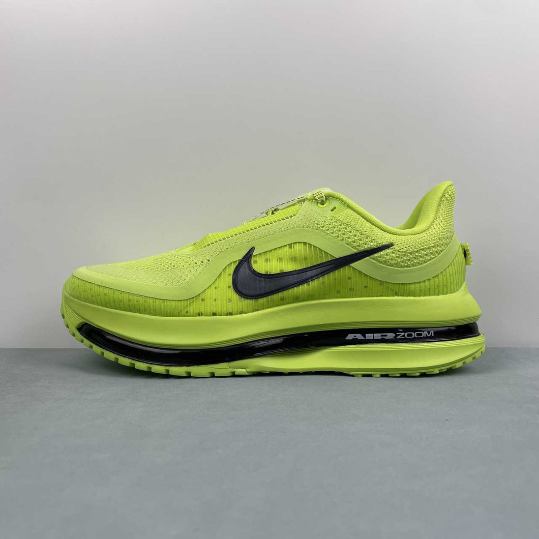 Pegasus Premium Volt Black HQ2592-700