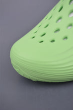 Cargar imagen en el visor de la galería, Nike ReactX Rejuven8 Barely Volt HV5062-700
