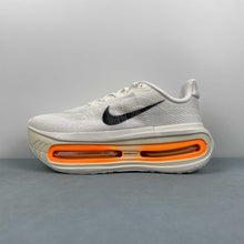 Cargar imagen en el visor de la galería, Nike Vomero Premium White Orange Black FN8453-007
