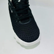 Cargar imagen en el visor de la galería, Nike Mind 002 Black and White HQ4308-002

