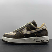 Cargar imagen en el visor de la galería, Louis Vuitton Trainer Snaker x Air Force 1 Coffee 3308-10
