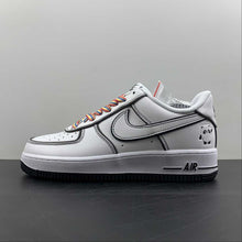 Cargar imagen en el visor de la galería, Air Force 1 07 Low Panda White Black Reflective Multi GU6936-599
