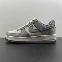 Cargar imagen en el visor de la galería, Air Force 1 07 Low Wolf Gray &amp; White CW2288-866
