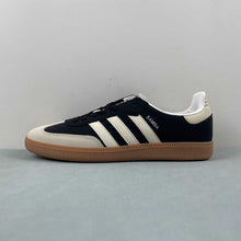 Cargar imagen en el visor de la galería, Adidas Samba OG Core Black Wonder White Metallic Silver IE5836
