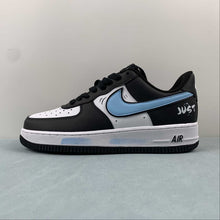 Cargar imagen en el visor de la galería, Air Force 1 07 Low Black White Blue DV0788-006
