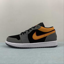 Cargar imagen en el visor de la galería, Air Jordan 1 Low SE Light Graphite Vivid Orange FN7308-008
