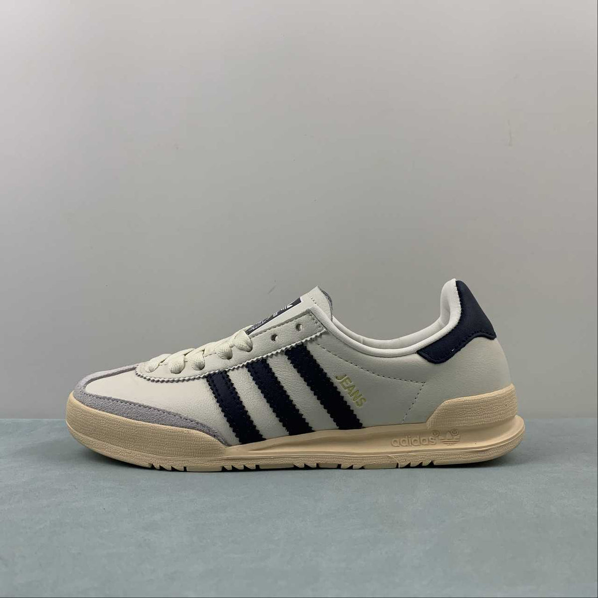 Adidas Jeans Chalk White Sand Strata Legend Ink GY7436