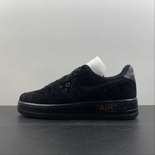 Cargar imagen en el visor de la galería, LV x Air Force 1 07 Low Black Metallic Gold LD0212
