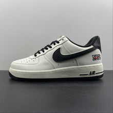 Cargar imagen en el visor de la galería, Air Force 1 07 Low NYC Cream White Black Red LG4596-336
