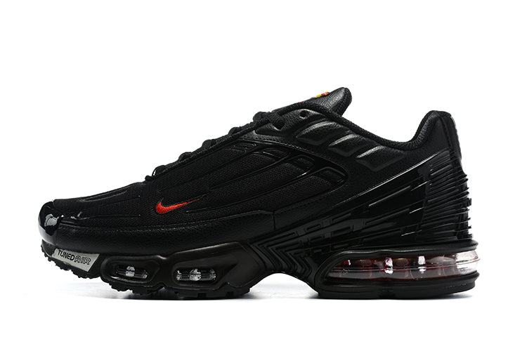Air Max Plus 3 Black University Red CD0471-003