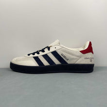 Cargar imagen en el visor de la galería, Adidas Gazalle x Louis Vuitton Grey Dark Bkue Red SC9207-725
