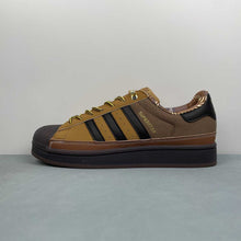 Cargar imagen en el visor de la galería, Adidas Superstar 2 Mesa Core Black Preloved Brown JR6990
