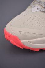 Cargar imagen en el visor de la galería, Nike ACG Zegama White Black-Red HV8113-009

