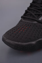 Cargar imagen en el visor de la galería, Nike Mind 002 Black Hyper Crimson Chrome HQ4308-001
