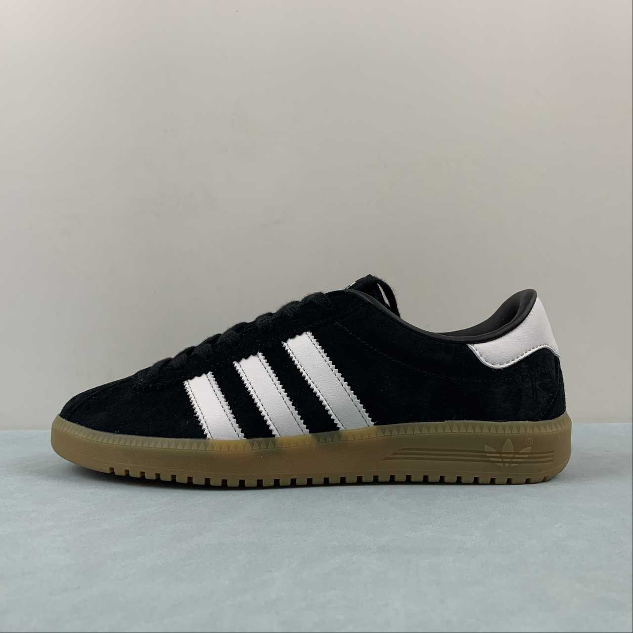 adidas by4250 pants black boots outfit