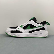 Cargar imagen en el visor de la galería, Jordan CMFT Era Black Lucky Green HJ6777-012
