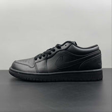 Cargar imagen en el visor de la galería, Air Jordan 1 Low Triple Black 553558-093
