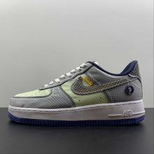 Cargar imagen en el visor de la galería, Union x Air Force 1 Low Grey Green  White CJ9649-401
