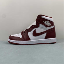 Cargar imagen en el visor de la galería, Air Jordan 1 Retro High OG White Team Red DZ5485-160
