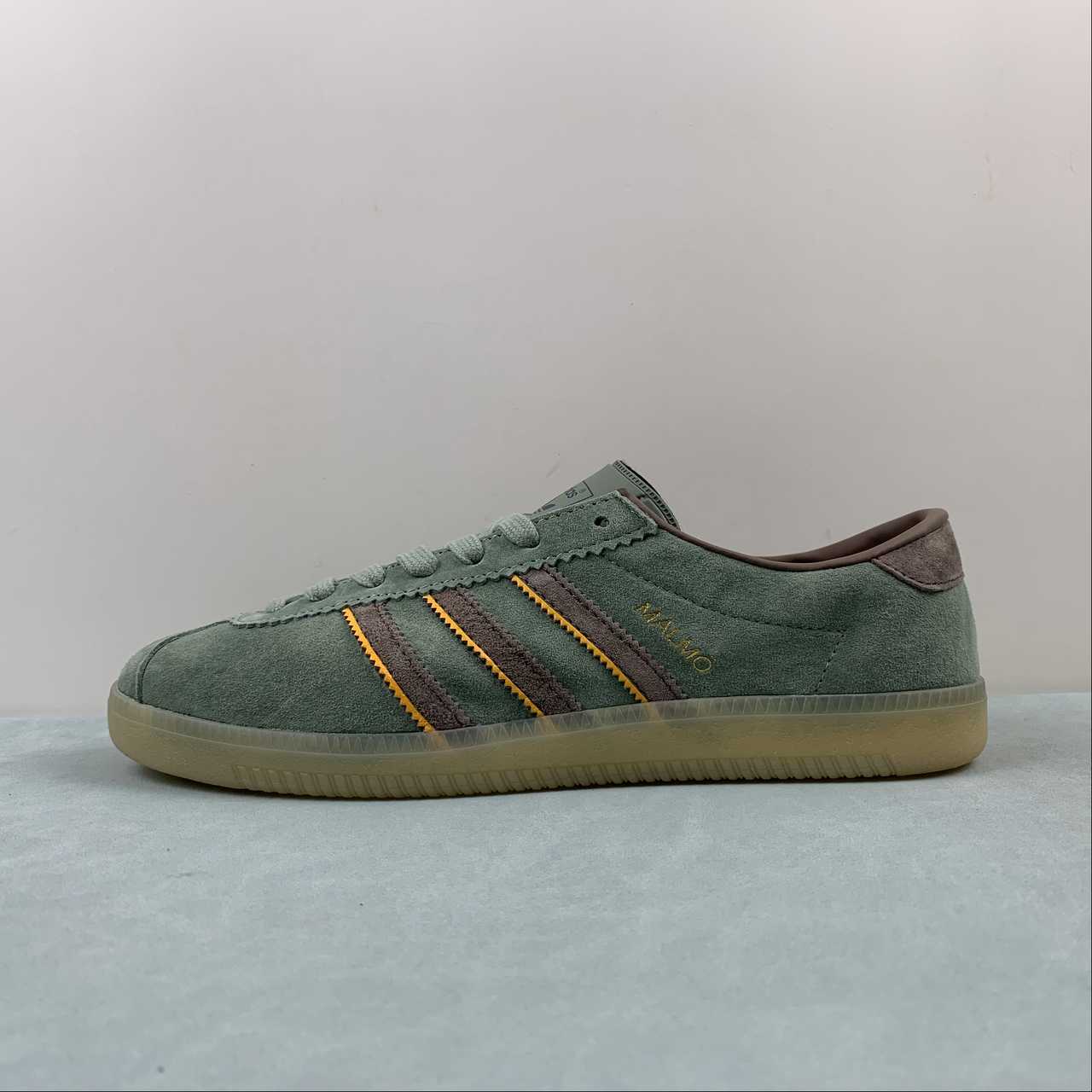 Adidas Bermuda Green Brown Yellow ID2782 – juanma-shop