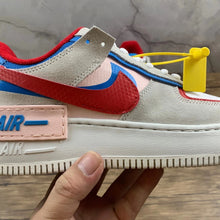 Cargar imagen en el visor de la galería, Air Force 1 Shadow Highlighted University Red Photo Blue CU8591-100
