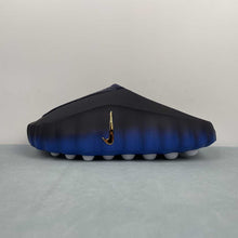 Cargar imagen en el visor de la galería, Nike Mind 001 Slide Blackened Blue Game Royal HQ4307-400
