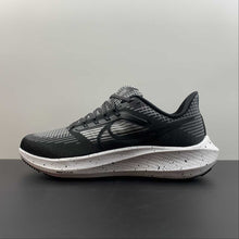 Cargar imagen en el visor de la galería, Air Zoom Pegasus 39 Black Dk Smoke Grey-White DH4071-005

