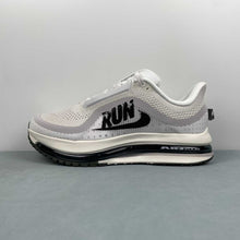 Cargar imagen en el visor de la galería, Pegasus Premium Run Pack Platinum Tint Sail Black IH2288-001
