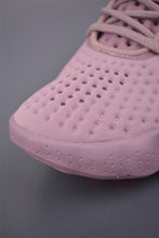 Cargar imagen en el visor de la galería, Nike Mind 002 Light Violet Ore Purple Smoke HQ4310-200
