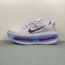 Cargar imagen en el visor de la galería, Nike Vomero Premium Ice Blue Pink Black HQ2050-788
