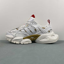 Cargar imagen en el visor de la galería, Adidas XLG Runner Deluxe Off White Wonder White Gold Metallic JQ2973
