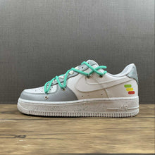 Cargar imagen en el visor de la galería, Air Force 1 07 Low Mint Outline Customised CW2288-111
