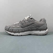 Cargar imagen en el visor de la galería, Nike P-6000 Light Iron Ore Metallic Silver Photon Dust Flat Pewter FN6837-012
