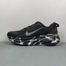 Cargar imagen en el visor de la galería, Nike Zoom Vomero 18 Anthracite Reflect Silver IM6010-060
