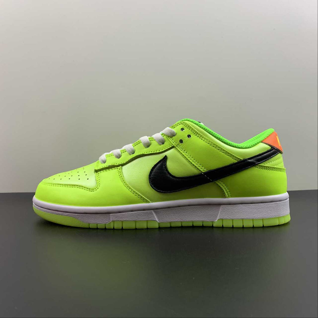 SB Dunk Low Glow in the Dark Venom Green Black Glow FJ4610-702