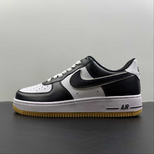 Cargar imagen en el visor de la galería, Air Force 1 07 Low White Black Gum AW2296-002
