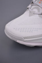 Cargar imagen en el visor de la galería, Nike Reactx Pegasus Trail 5 AGC Beige Black HV8121-010
