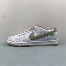 Cargar imagen en el visor de la galería, LV x SB Dunk Low White Kakhi LV0526-596
