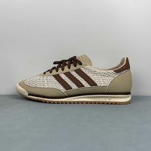 Cargar imagen en el visor de la galería, Adidas SL 72 OG Sand Strata Preloved Brown Cream White JR4229
