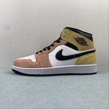 Cargar imagen en el visor de la galería, Air Jordan 1 Mid SE Flight Club Magic Ember Sundial White Black DX4332-800
